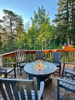 Cabin at Pike's Peak Falls - Image 3